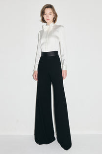 VICKTEERUT Wide Leg Trousers with Tuck Pleat Waistband กางเกงขาบาน ขอบเอวตีเกล็ด