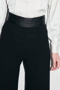 VICKTEERUT Wide Leg Trousers with Tuck Pleat Waistband กางเกงขาบาน ขอบเอวตีเกล็ด