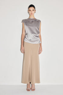 VICKTEERUT Folded-Neckline Sleeveless Blouse เสื้อแขนกุด ปกพับ จับเดรป