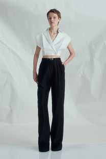 VICKTEERUT Suit Collar Cropped Blouse เสื้อตัวสั้น แขนเต่อ ปกสูท