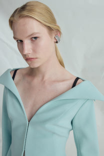 VICKTEERUT Off Shoulder Blouse with Folded Neckline เสื้อเปิดไหล่ แขนยาว คอปกพับ