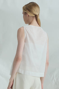 VICKTEERUT Sleeveless Open-Collar Button-Front Blouse เสื้อแขนกุด คอปก กระดุมหน้า