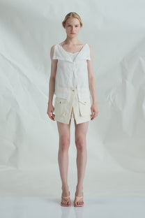 VICKTEERUT Sleeveless Open-Collar Button-Front Blouse เสื้อแขนกุด คอปก กระดุมหน้า