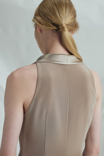VICKTEERUT Sleeveless Open-Collar Button-Front Blouse เสื้อแขนกุด คอปก กระดุมหน้า