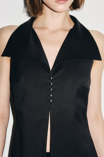 VICKTEERUT Sleeveless Open-Collar Button-Front Blouse เสื้อแขนกุด คอปก กระดุมหน้า