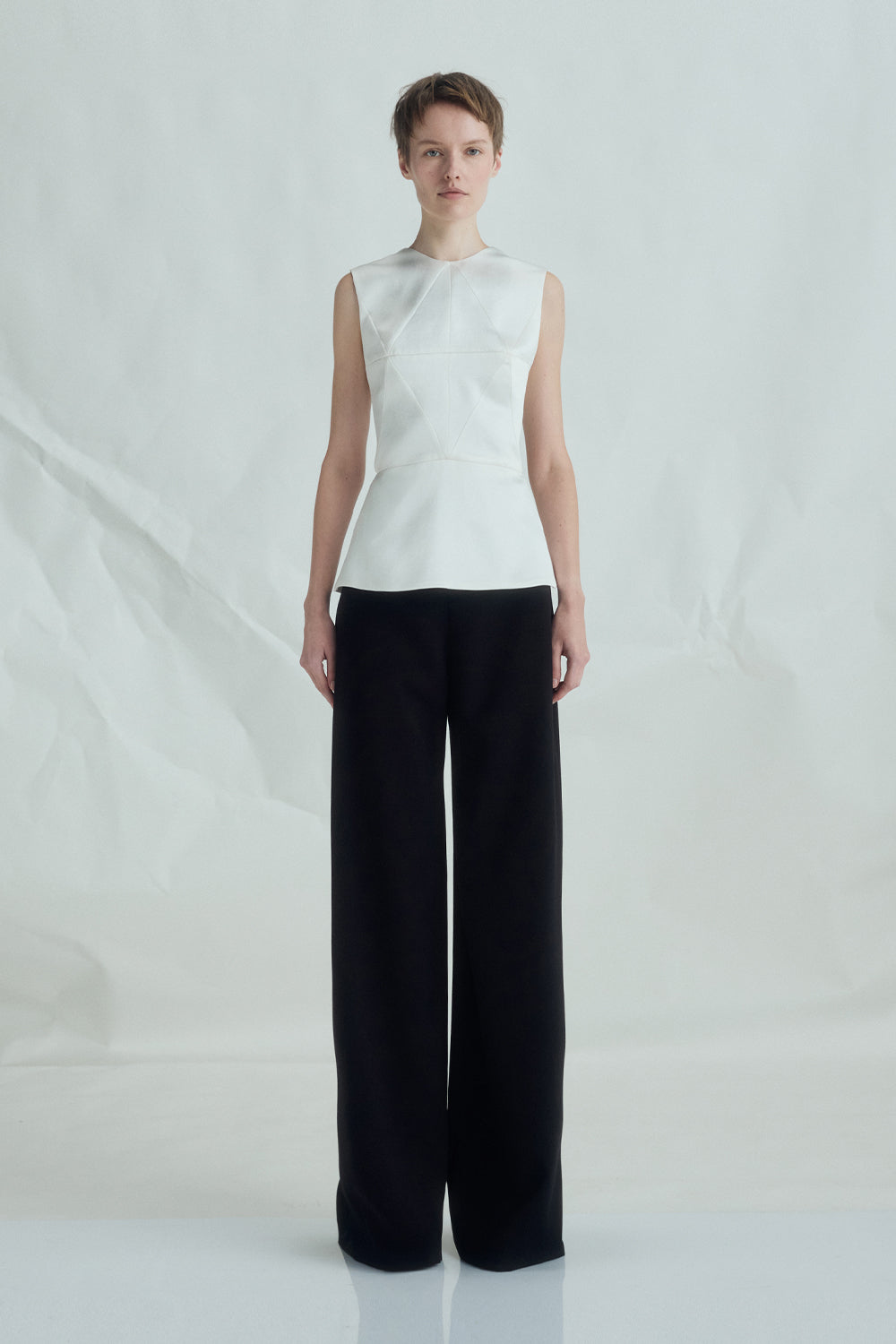 VICKTEERUT Criss-Cross Back Sleeveless Blouse เสื้อแขนกุด สายไขว้หลัง