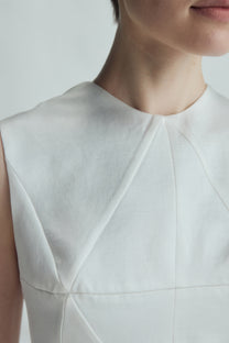 VICKTEERUT Criss-Cross Back Sleeveless Blouse เสื้อแขนกุด สายไขว้หลัง