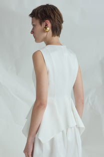 VICKTEERUT Sleeveless Peplum Blouse เสื้อแขนกุด ชายระบาย