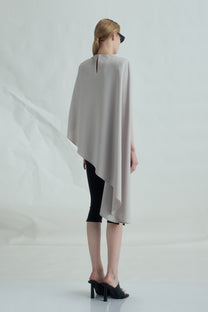 VICKTEERUT Asymmetric Cape-Sleeve Blouse เสื้อแขนเคป ชายไม่เท่ากัน
