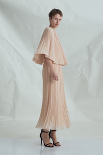 VICKTEERUT Cape Sleeve Pleated Blouse เสื้อแขนเคป อัดพลีท