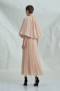 VICKTEERUT Cape Sleeve Pleated Blouse เสื้อแขนเคป อัดพลีท