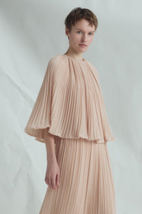 VICKTEERUT Cape Sleeve Pleated Blouse เสื้อแขนเคป อัดพลีท