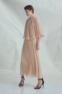 VICKTEERUT Cape Sleeve Pleated Blouse เสื้อแขนเคป อัดพลีท