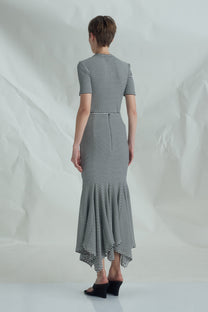 VICKTEERUT Short-Sleeve Ribbed Jersey Patchwork Blouse เสื้อแขนสั้น ผ้าลายทาง ตัดต่อลาย