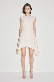 VICKTEERUT Sleeveless Flare Dress เดรสแขนกุด ทรงบาน