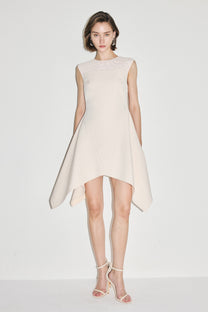 VICKTEERUT Sleeveless Flare Dress เดรสแขนกุด ทรงบาน
