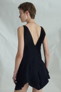 VICKTEERUT Sleeveless V-Neck Mini Flared Dress เดรสสั้น แขนกุด คอวี ชายระบาย