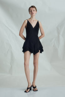 VICKTEERUT Sleeveless V-Neck Mini Flared Dress เดรสสั้น แขนกุด คอวี ชายระบาย