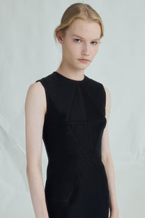 VICKTEERUT Sleeveless Sheath Dress เดรสแขนกุด ทรงเข้ารูป