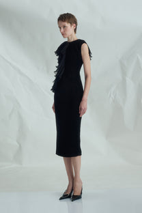 VICKTEERUT Sleeveless Sheath Dress with Pleated Ruffle Detail เดรสเข้ารูป ตกแต่งระบายอัดพลีท
