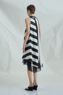 VICKTEERUT Halter Neck Diagonal Stripe Dress เดรสลายทาง คล้องคอ
