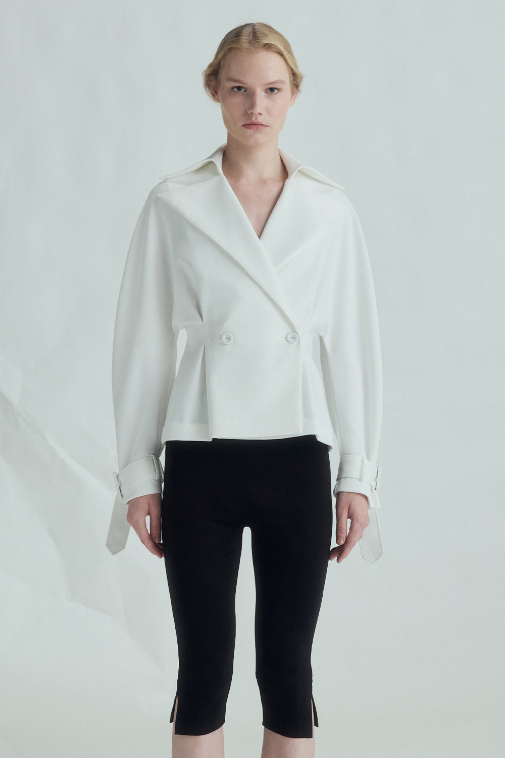 VICKTEERUT Double Breasted Trench Jacket เสื้อแจ๊คเก็ต แขนยาว ปกอย่างเสื้อโค้ท