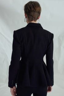 VICKTEERUT 2-Button Peplum Blazer เสื้อเบลเซอร์ สองกระดุม ชายระบาย