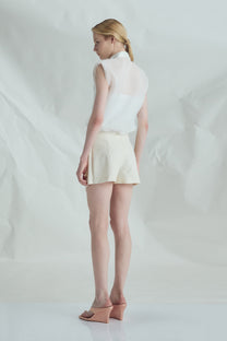VICKTEERUT Sleeveless Shirt with Pocket Detail เสื้อเชิ้ต แขนกุด ตกแต่งกระเป๋า