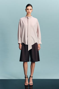 VICKTEERUT Long-Sleeve Oversized Shirt with Pussy-Bow Detail เสื้อเชิ้ต แขนยาว ทรงโอเวอร์ไซส์