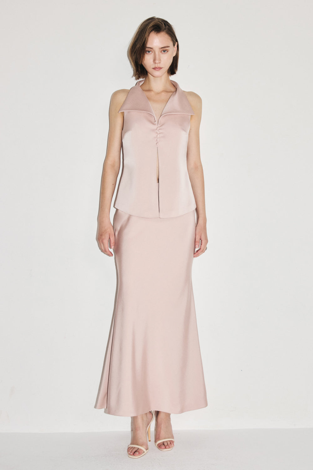 VICKTEERUT Bias-Cut Long Skirt กระโปรงยาว ผ้าเฉลียง