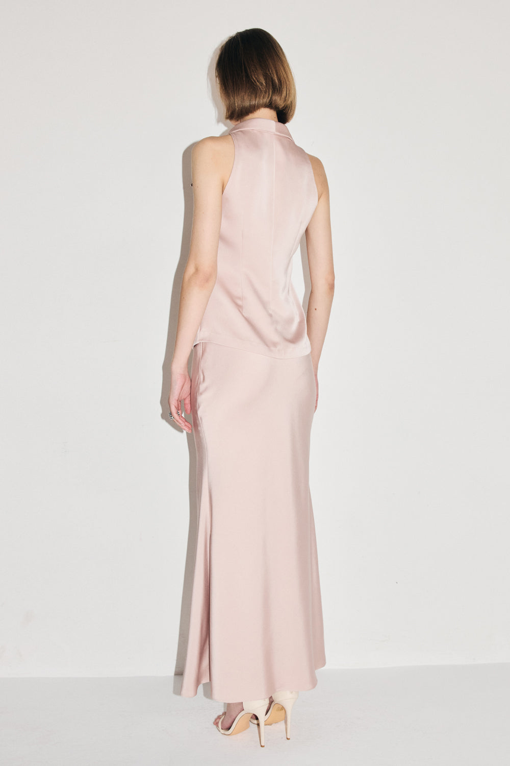 VICKTEERUT Bias-Cut Long Skirt กระโปรงยาว ผ้าเฉลียง