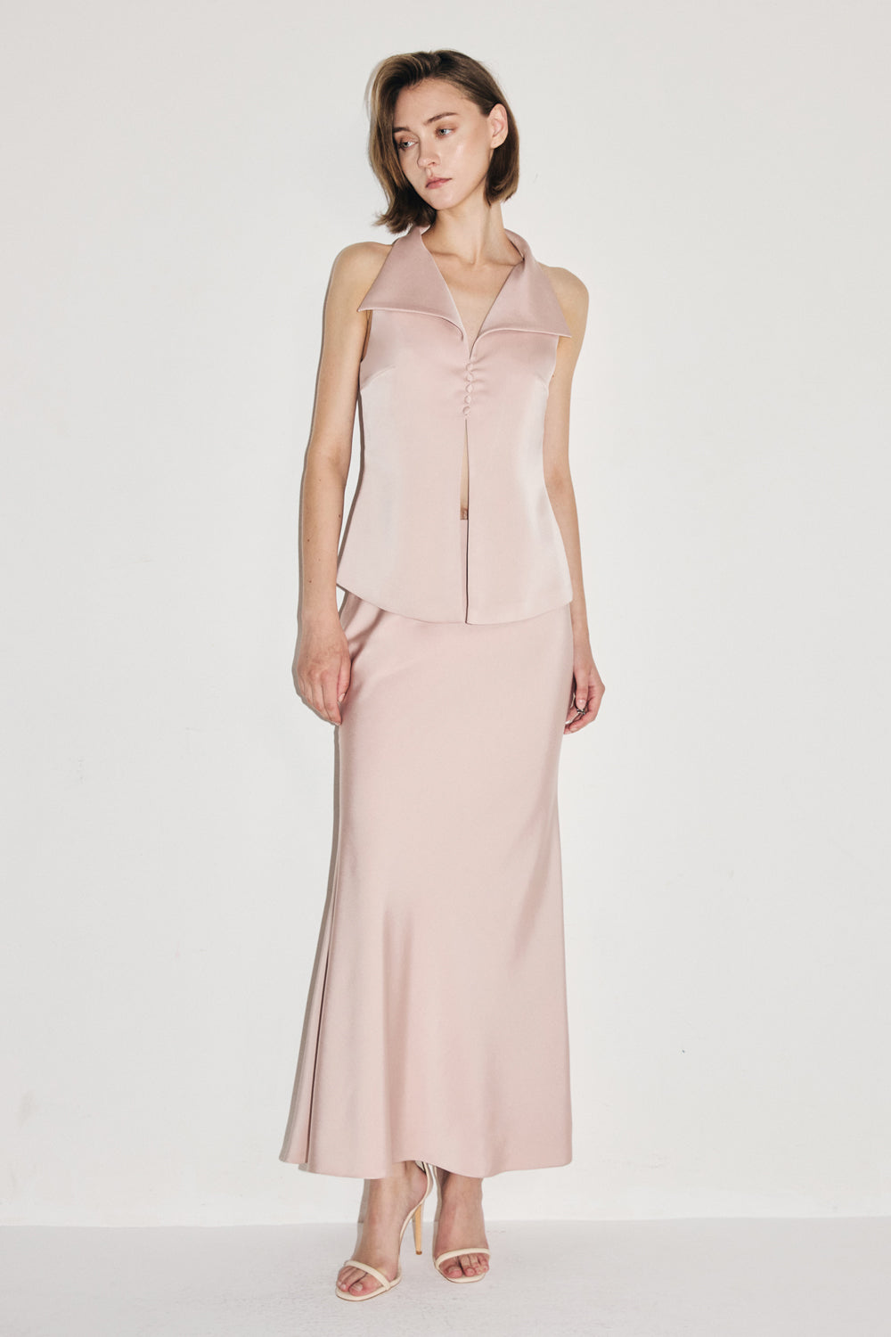 VICKTEERUT Bias-Cut Long Skirt กระโปรงยาว ผ้าเฉลียง