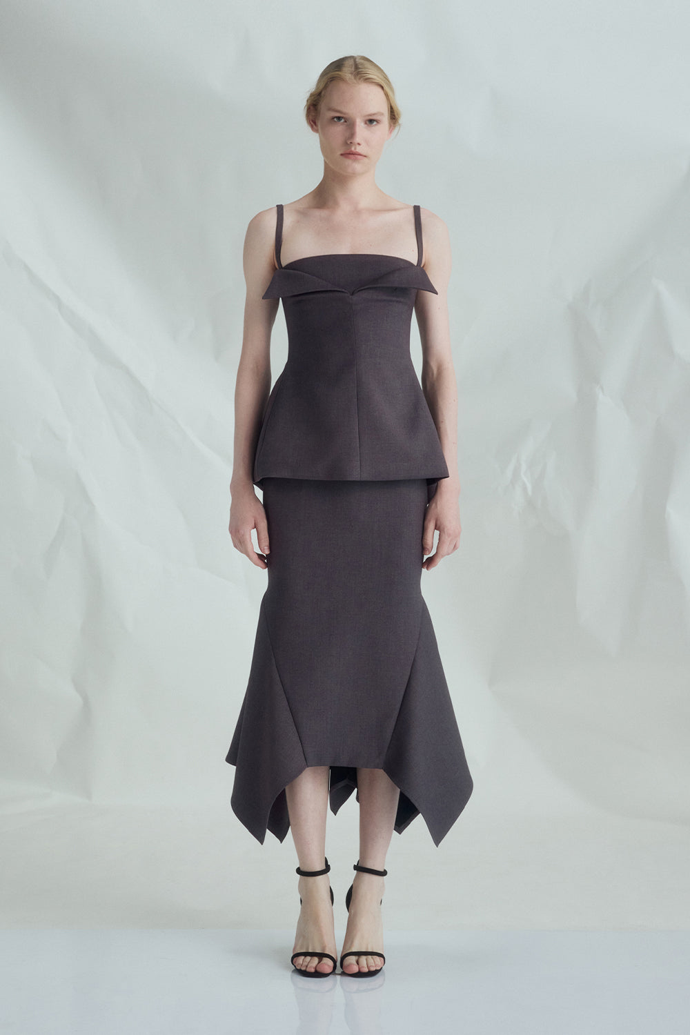 VICKTEERUT High-Waist Mermaid Skirt กระโปรงเอวสูง ทรงเมอร์เมด