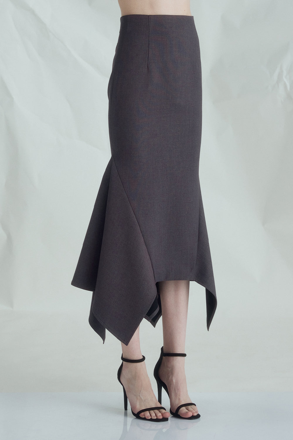 VICKTEERUT High-Waist Mermaid Skirt กระโปรงเอวสูง ทรงเมอร์เมด