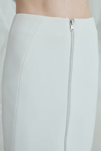 VICKTEERUT Front-Zip Pencil Skirt กระโปรงสอบ ซิปหน้า