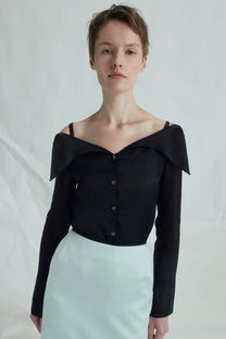 VICKTEERUT Back Slit Pencil Skirt กระโปรง ทรงสอบ ผ่าหลัง