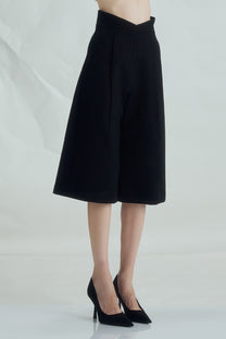 VICKTEERUT Three-Quarter Shorts กางเกงขาสั้น ขาสามส่วน