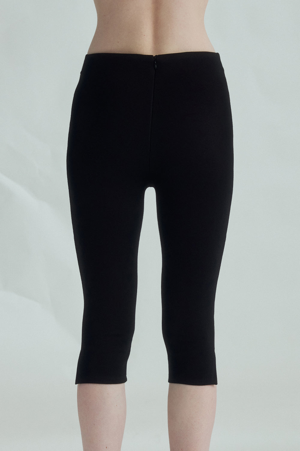 VICKTEERUT Skinny Shorts กางเกงขาสั้น ทรงสกินนี่