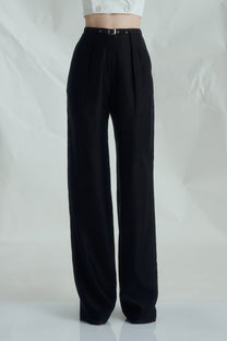 VICKTEERUT Front Pleat Trousers with Belt Detail กางเกงขายาว จีบหน้า ตกแต่งเข็มขัด