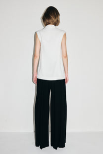 VICKTEERUT Pleated Wide-Leg Trousers กางเกงขาบาน จับจีบ