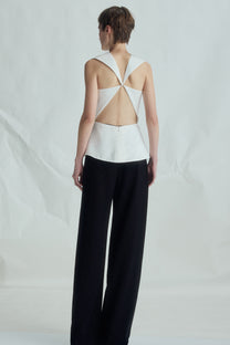 VICKTEERUT Wide-Leg Flat Front Trousers กางเกงขาบาน เอวสูง