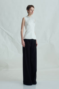 VICKTEERUT Wide-Leg Flat Front Trousers กางเกงขาบาน เอวสูง
