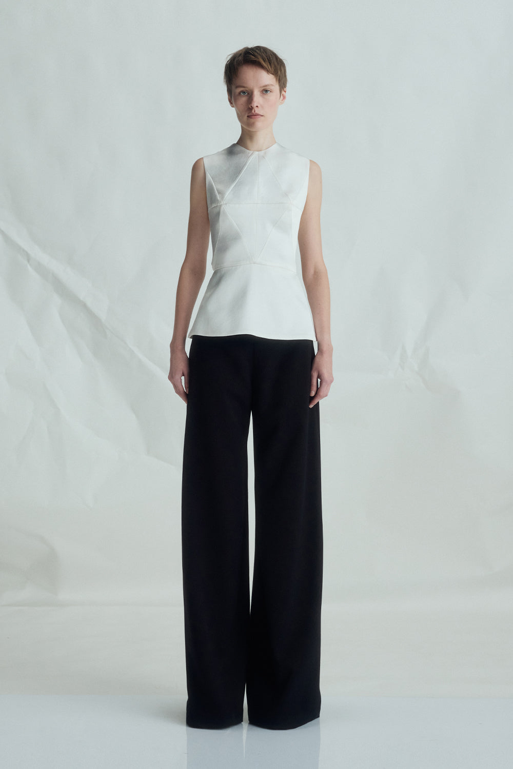 VICKTEERUT Wide-Leg Flat Front Trousers กางเกงขาบาน เอวสูง