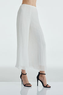 VICKTEERUT Pleated Chiffon Trousers กางเกงขายาว ผ้าชีฟอง อัดพลีท