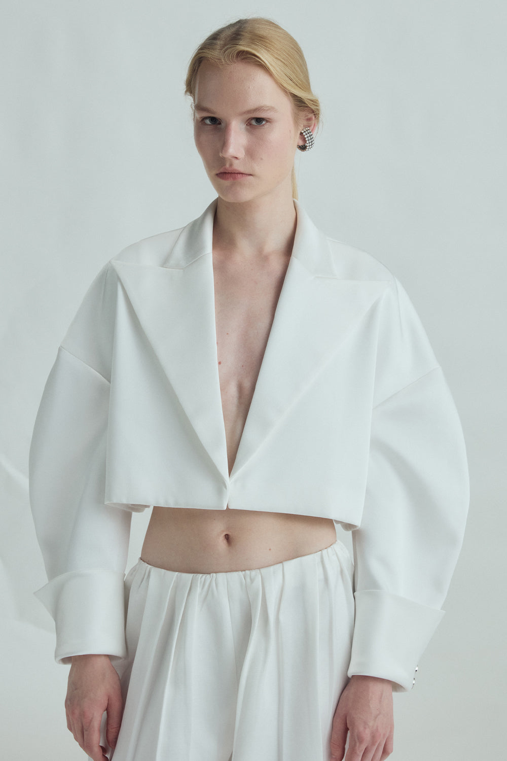 VICKTEERUT Low-Rise Pleated Fluid Trousers กางเกงเอวต่ำ จับจีบ